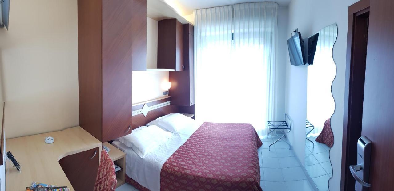 Hotel Europa Beach Village Giulianova Eksteriør billede
