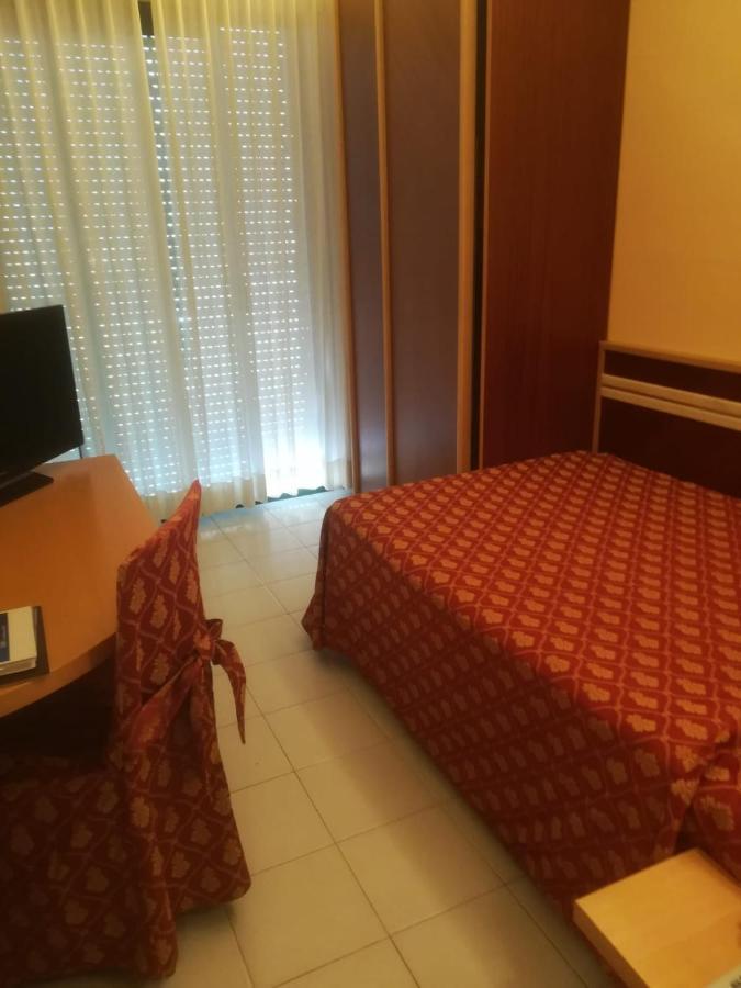 Hotel Europa Beach Village Giulianova Eksteriør billede