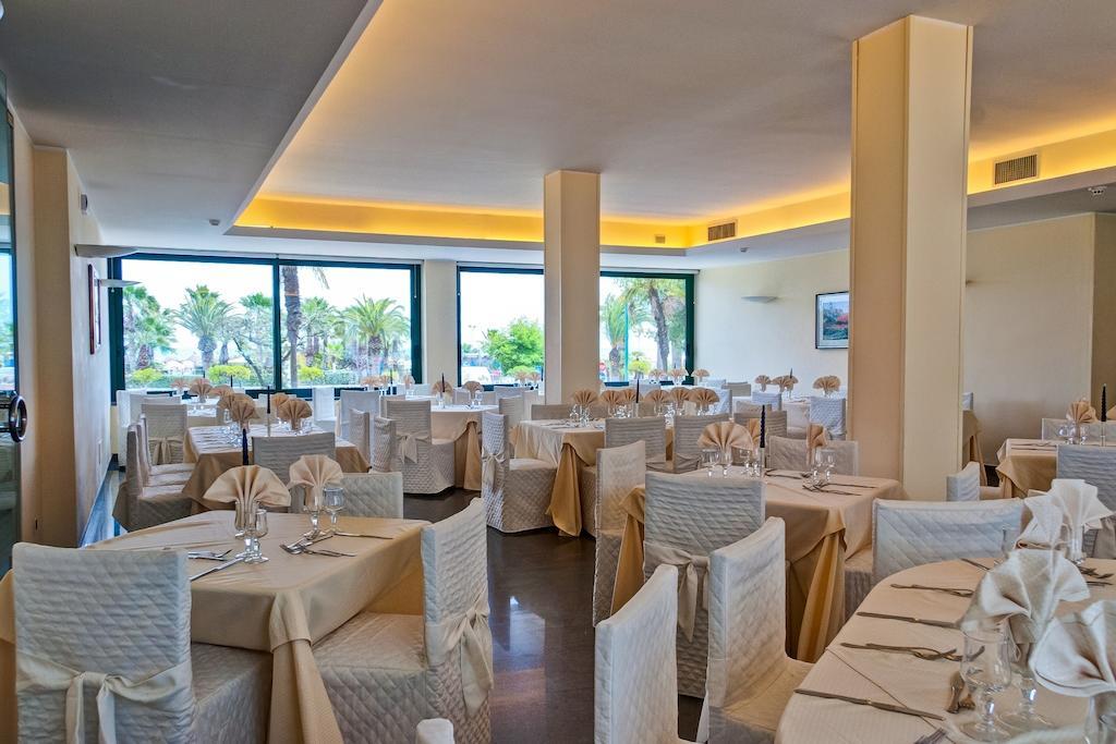 Hotel Europa Beach Village Giulianova Eksteriør billede
