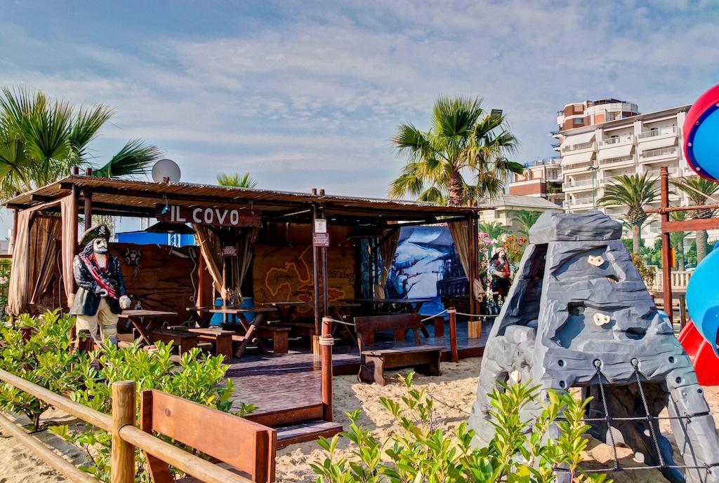 Hotel Europa Beach Village Giulianova Eksteriør billede