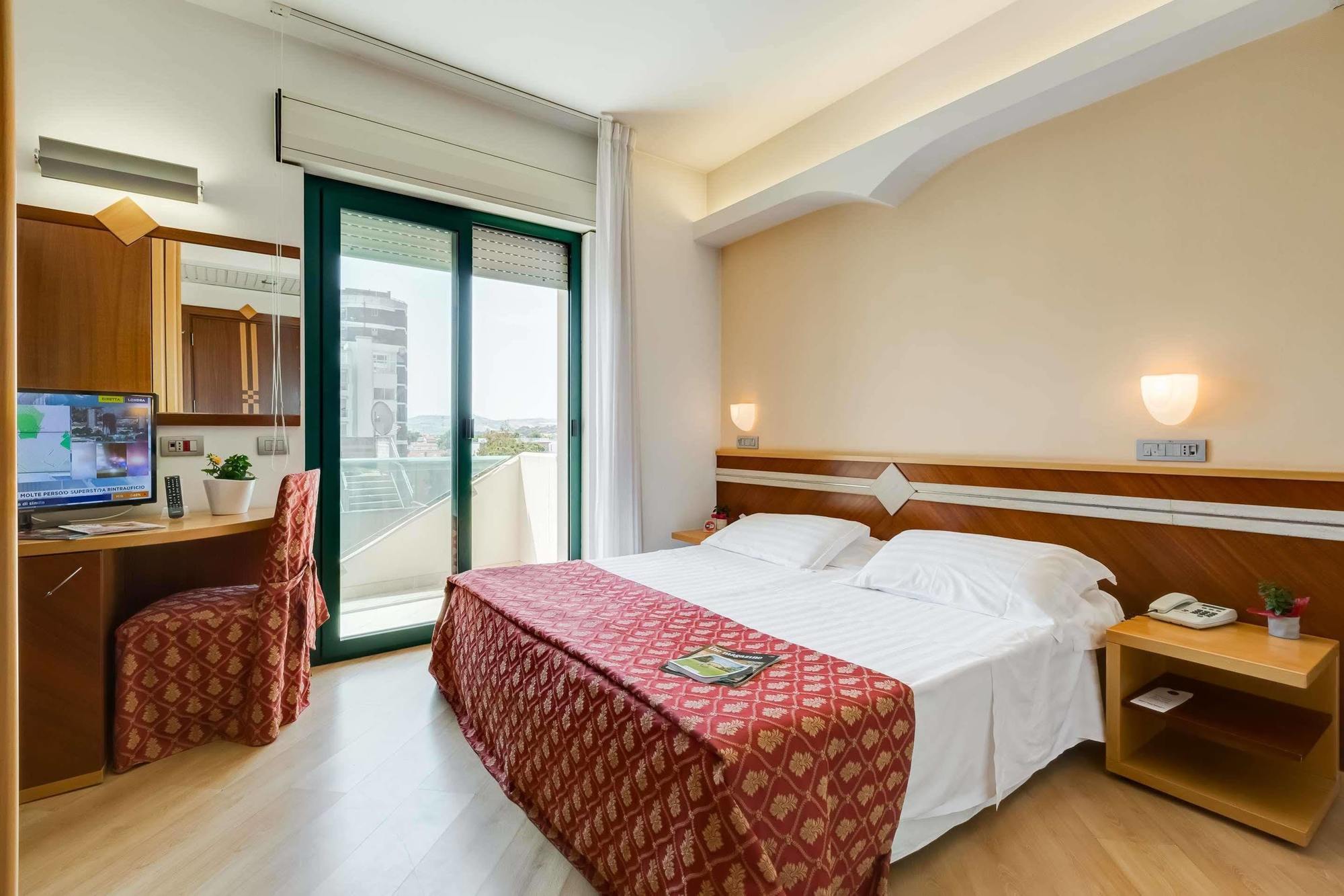 Hotel Europa Beach Village Giulianova Eksteriør billede
